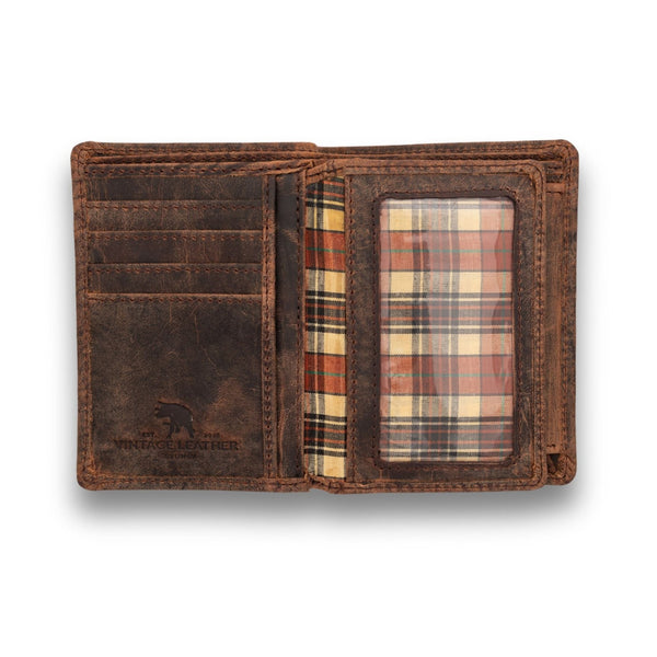 Zola Men's Leather Wallet: A Symbol of Elegance and Utility